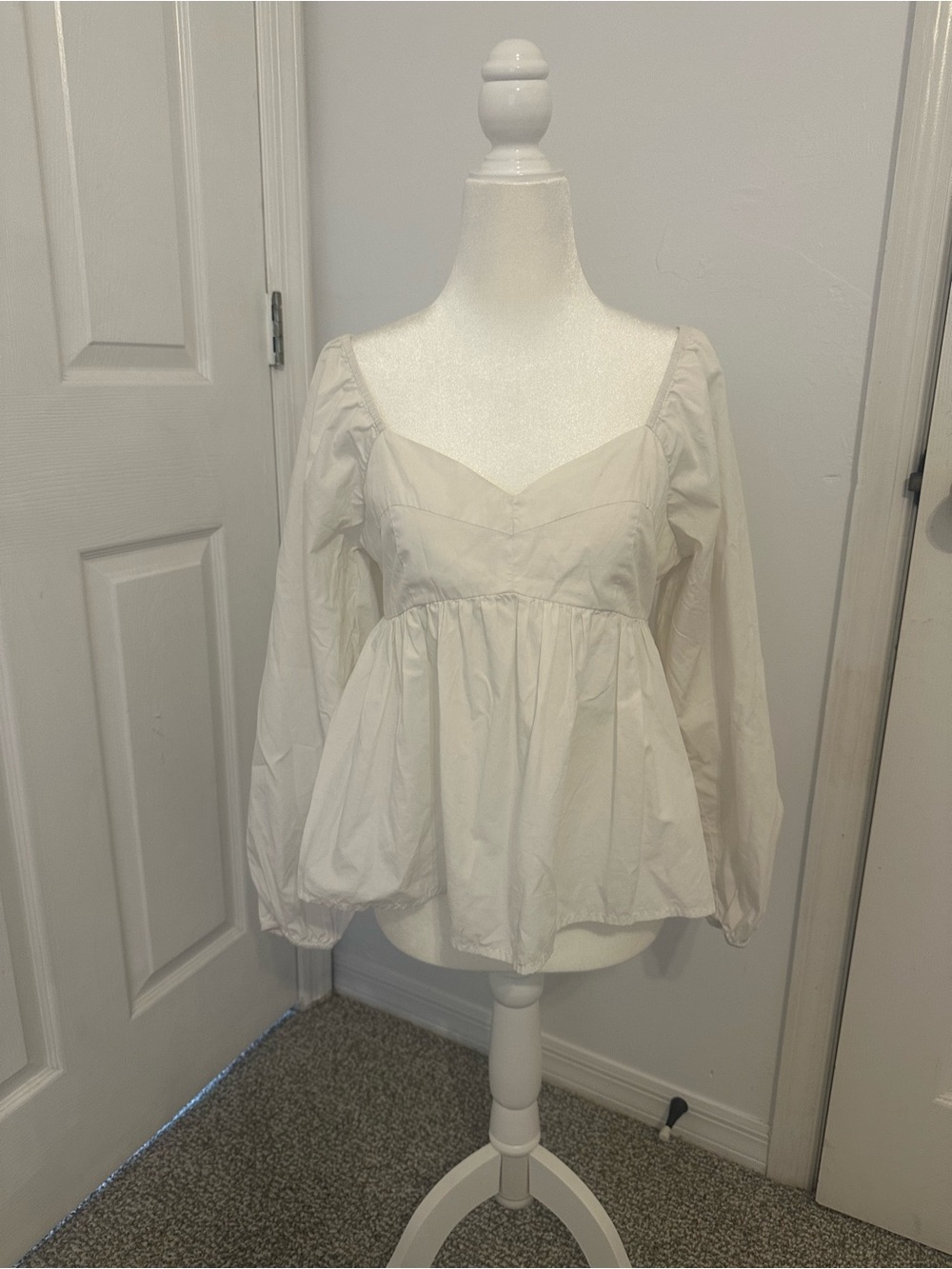 Banana Republic White  Puff-Sleeve Peplum Blouse